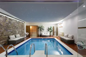Sea views, sauna, hot tub, mini golf, 2 pools! - Image 5