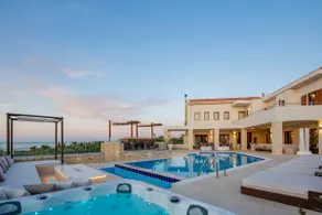 Sea views, sauna, hot tub, mini golf, 2 pools! - Image 2