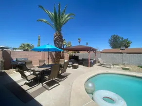 4BR House by Cubs/ASU/Pool/Putting Green/Billiards - Image 2