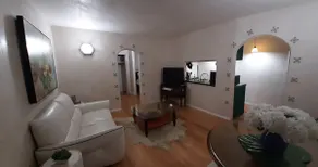 Private Space Near Historic Museum Hill, 1 Bedroom, 1 Bathroom - Image 5