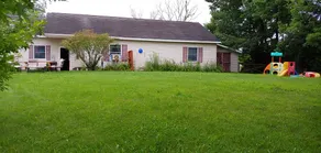 Charming Country Setting - Image 2