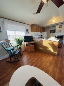 Roans Creek Retreat on the water! - Image 3