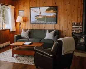 Cottage 3: secluded Cottage Overlooking Silva Bay - Image 5