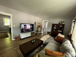 Little Black House - Image 4