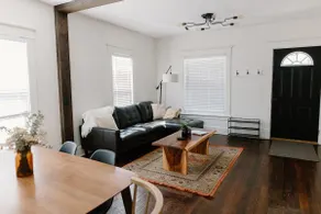 Charming Kalamazoo Bungalow-5 min from downtown - Image 3