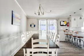 Shore to Please-11 Beds-Beach View - Image 4