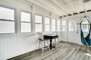 Shore to Please-11 Beds-Beach View - Image 5