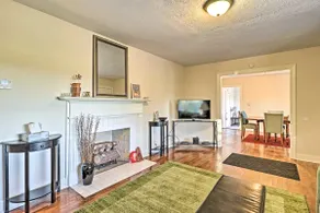 Located in the City with a Country atmosphere. - Image 2