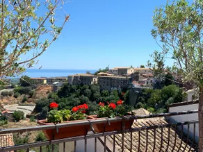 La Casa delle Conchiglie overlooking the Ionian Sea - Image 3