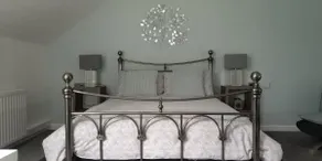 A quiet comfortable stay in the heart of Wales - Image 5