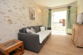 Maison Le Petit Balcon Beaucaire avec garage pour vélo - Image 3