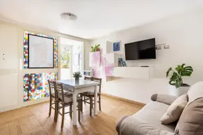 apartment with parking for up to 5 people - Image 2