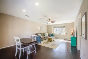Private apartment in golf community in Spring, TX - Image 4