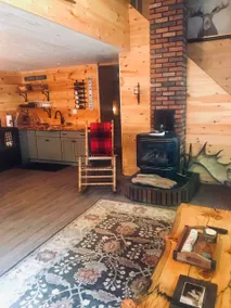 Charming cabin-near beach and shopping! - Image 5