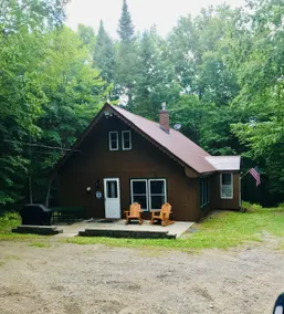 Charming cabin-near beach and shopping! - Image 2