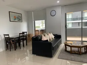 Location+Comfort 3.5BR APT/3 MIN walk to STN & Bus - Image 3