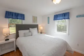 Private Beach Cottage with Kayak - Image 3