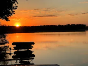 Lakefront cottage☀️Amazing views🌅Kayaks🛶relax❤️ - Image 2