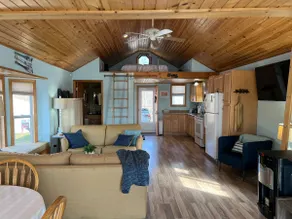Lakefront cottage☀️Amazing views🌅Kayaks🛶relax❤️ - Image 3