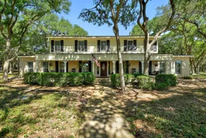 HUGE Home on 4 Acres | Pool, Hot Tub & Fire Pit - Image 3
