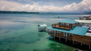 Spacious, Over the Water Home with Plunge Pool - Image 2