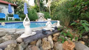 Fully equipped studio steps away from beaches - Image 5