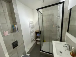 Atypical apartment for 1-6 people 20 min from Lyon - Image 4