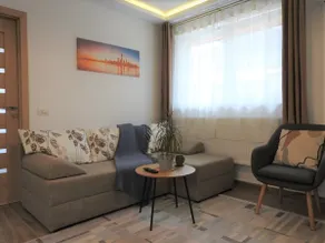 Cozy apartment close to city center - Image 2