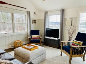 Cozy and Romantic Granite Lake Cottage Getaway - Image 4