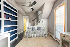 Irish Channel Loft, Steps to Magazine - Image 5