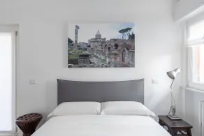 Roman Residenza: Bright, Quiet,  Modern Apt. in Central Rome. - Image 4