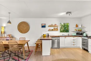 Palm Tree Cottage - Family Friendly - dog friendly - Image 5