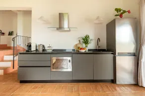 Authentic Italian Apartment with Private Terrace - Image 2