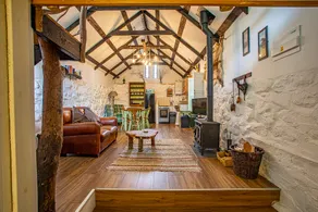Two Stags Cottage - Image 3