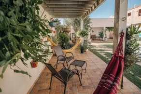 House with lots of green area, barbecue area and swimming pool - Image 2