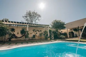 House with lots of green area, barbecue area and swimming pool - Image 4