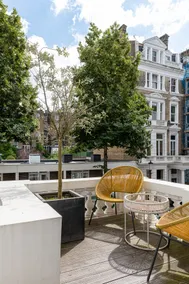 The Bengal Tiger – 2 BR with Patio in Notting Hill - Image 5