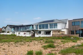 Seaside Place on Shoreham Beach with Hot Tub - Image 2