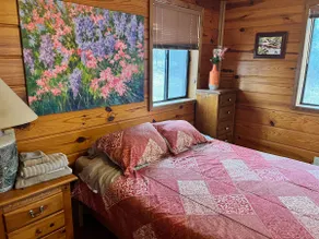 Cedar Cabin at Ananda Kanan Ozark Retreat Center - Image 3