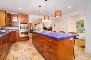 Quiet, Tranquil 4 bedroom house - Image 3