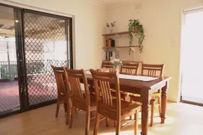 5 BRM Cozy Family Home for Big Group Free WiFi - Image 3