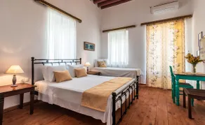 Antigoni's Bay House - Image 5