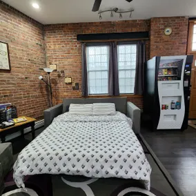 LarkinVille Loft (Unit 1) - Image 5