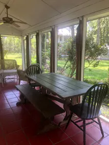 KING, 4 beds, 5 minutes to I-26 - Image 4