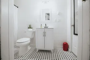 Funky downtown house in South End arts district ! - Image 5