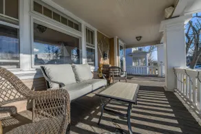 Historic Arris House - Updated Elegance - Image 4