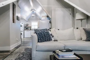 Beautiful Green Ridge Apartment in Scranton - Image 5