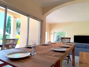 Large Villa + pool 10 min from the city center! - Image 5