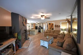 Alpine Riverside Retreat - Image 2