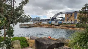 Two of a Kind: Heritage Stay with Harbour Views - Image 5